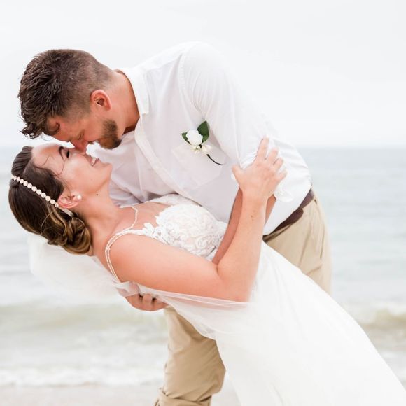 Meet your Posher, Erika - Picture 1 of 1